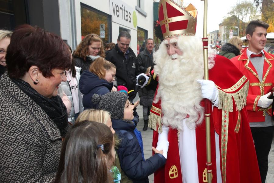 Sinterklaas in Halle