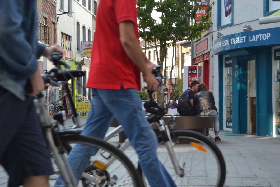 Fietsers in de basiliekstraat