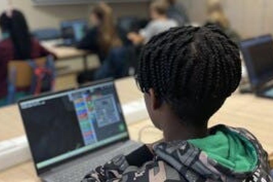 Programmeren in Minecraft Education met CodeFever in jouw buurt – MineCrafters Level 3 © VZW CodeFever