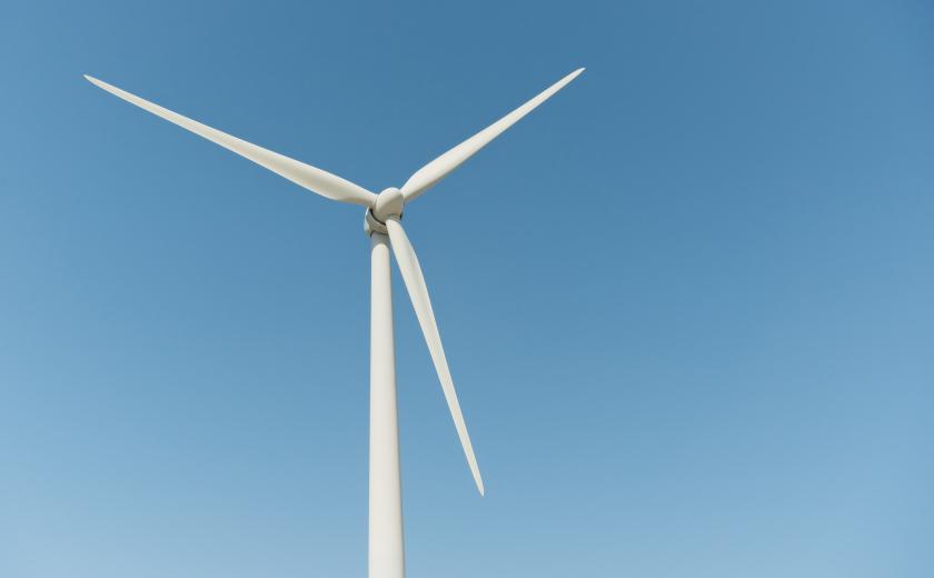 Windturbine Image by www.slon.pics on Freepik
