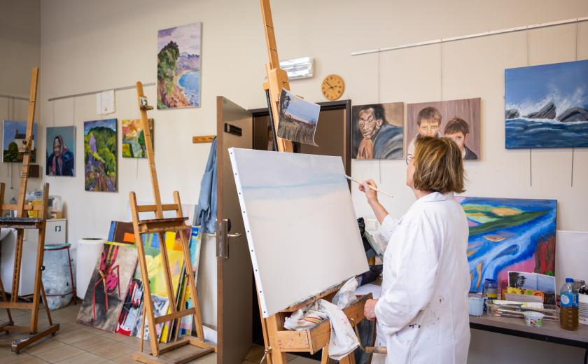Kunstwerken in de kunstacademie