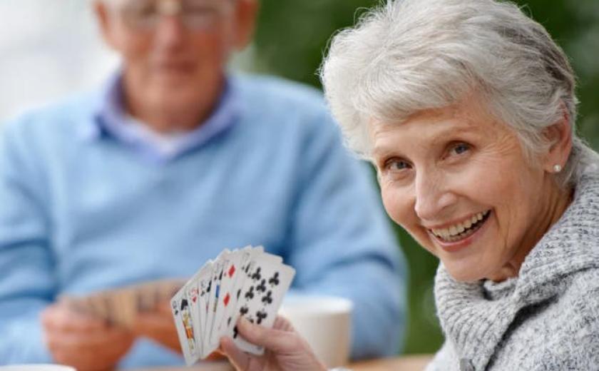 Cafespelen – 50+ © Canva Cafespelen – 50+ © Canva