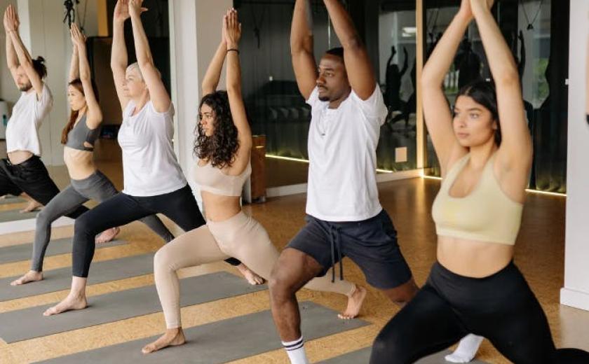 Start to Yoga: Verbeter je Nederlands en ontdek yoga © Sportdienst Halle